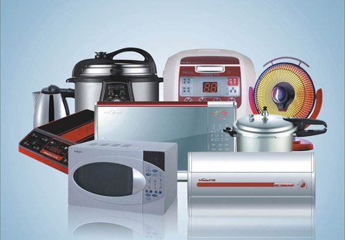 23�����ش���200�� С�ҵ缼������Ӫ�����գ�