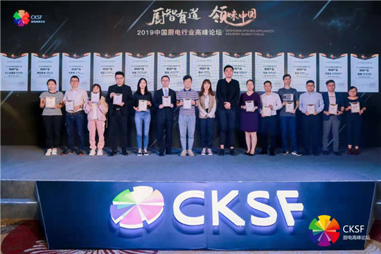 SAKURAӣ���������٣����ǻۿƼ���������֮��