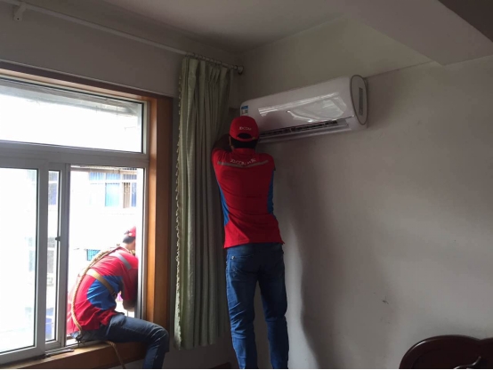 ʮ����ĸ���ҵ磬ѡ���������˺ͷ��񿴵ü�