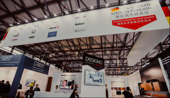 AWE2020������̬��Ļ��̨ǰ�ĳ�������������