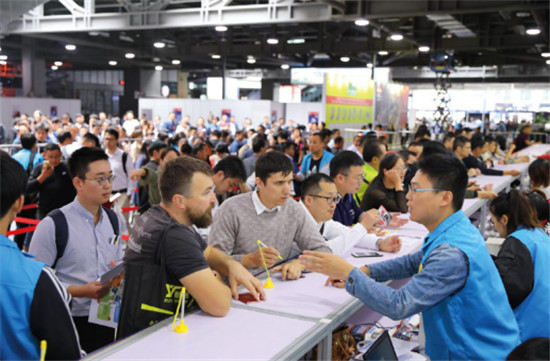 ǿ������������ƽ̨ �ƶ���ҵ��������չ