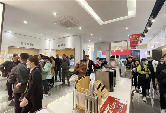 ��ȫʡ��ʢ����ǰ|������ף�Ѹ輯�����㽭������Բ���ɹ���