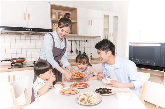 ������Q5C΢������� ��ÿ���ҳ��˶������Ҹ���ζ