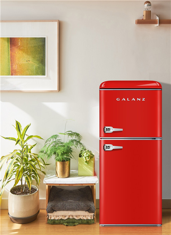 ��ֵ�����ĸ����˸���˫�ű��䣬���������˶���������л��룡